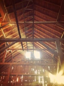 Rebuilding a New England Barn Image